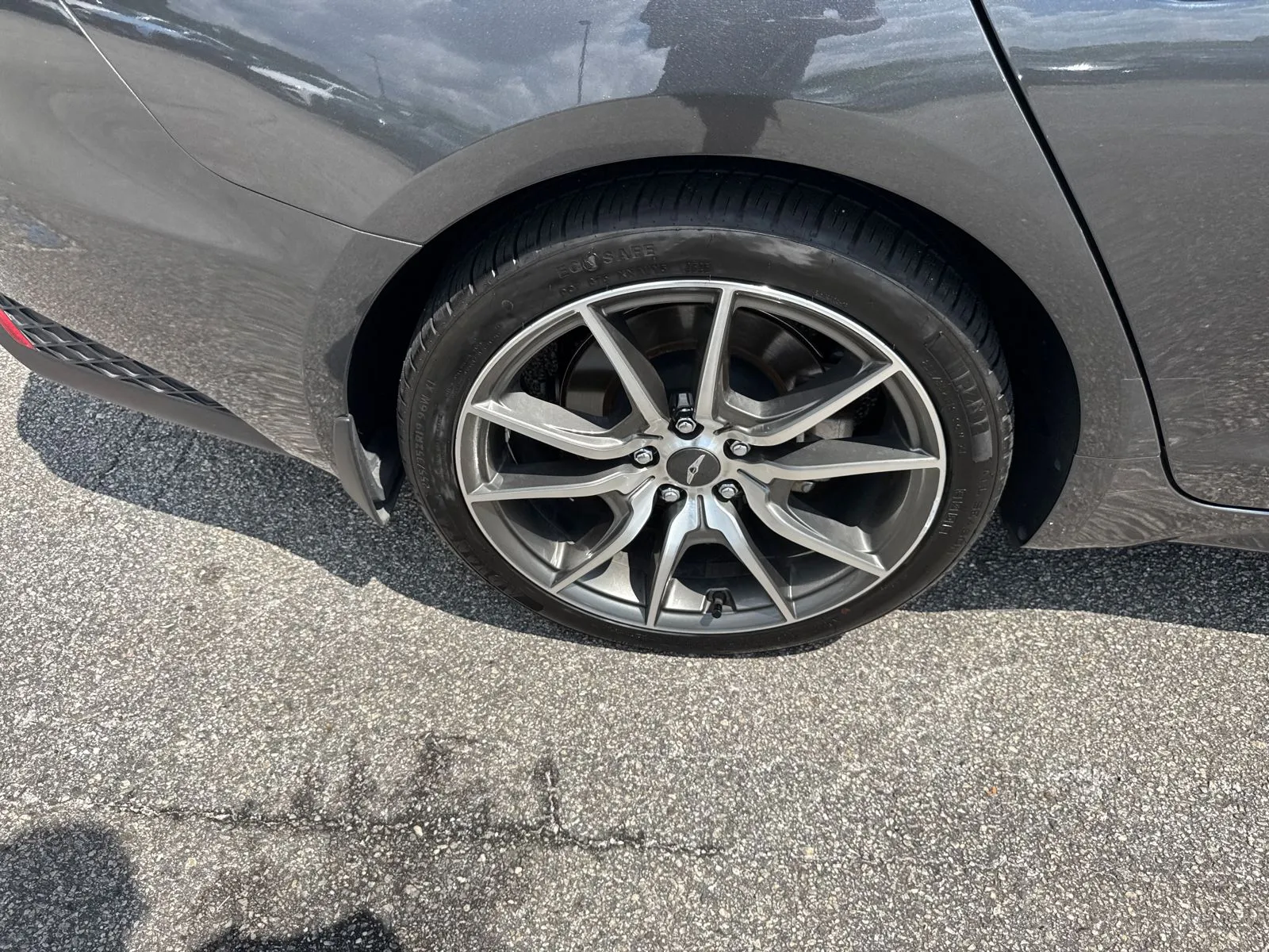 2022 GENESIS G70 Standard - Photo 17
