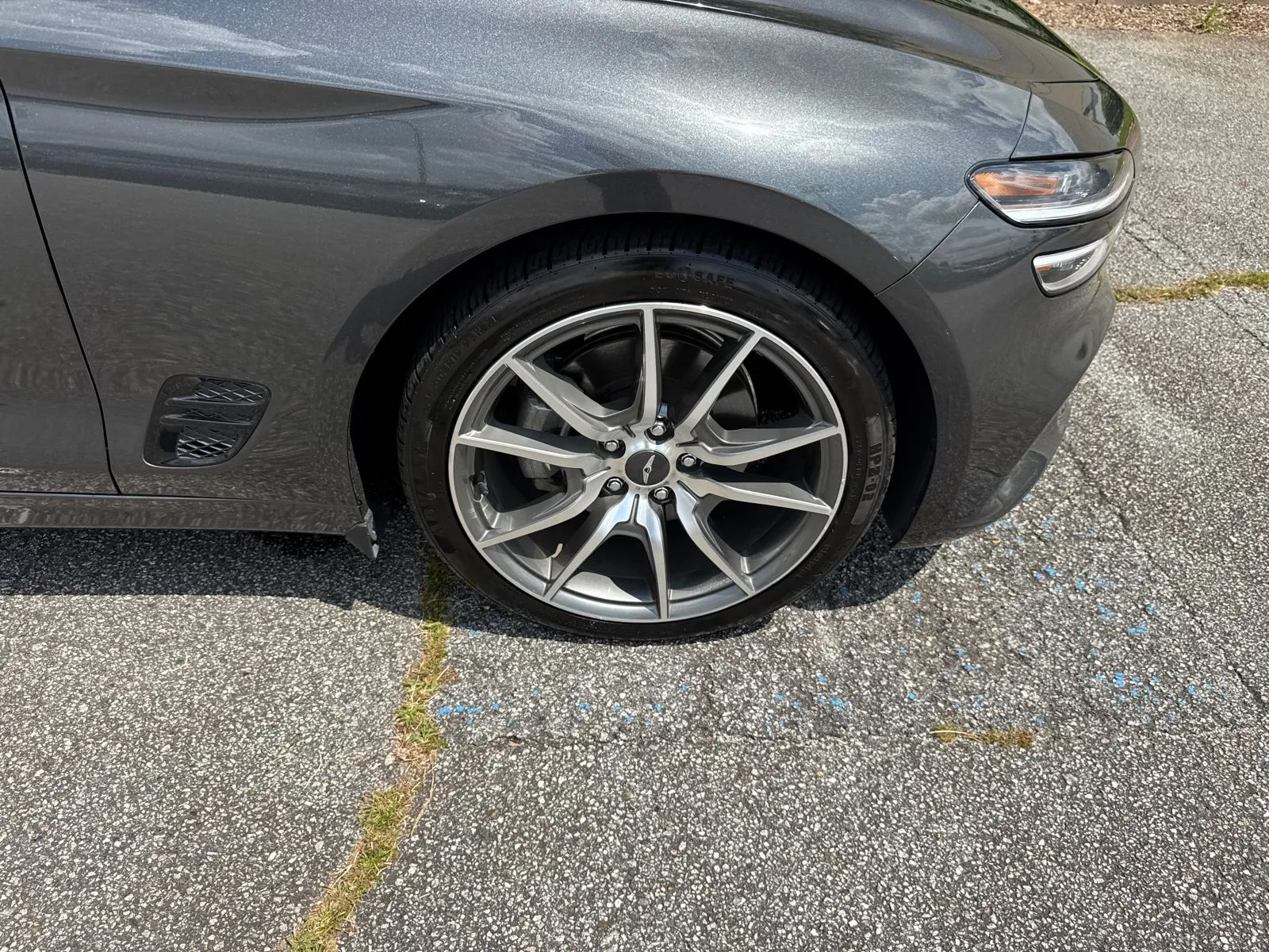 2022 GENESIS G70 Standard - Photo 12