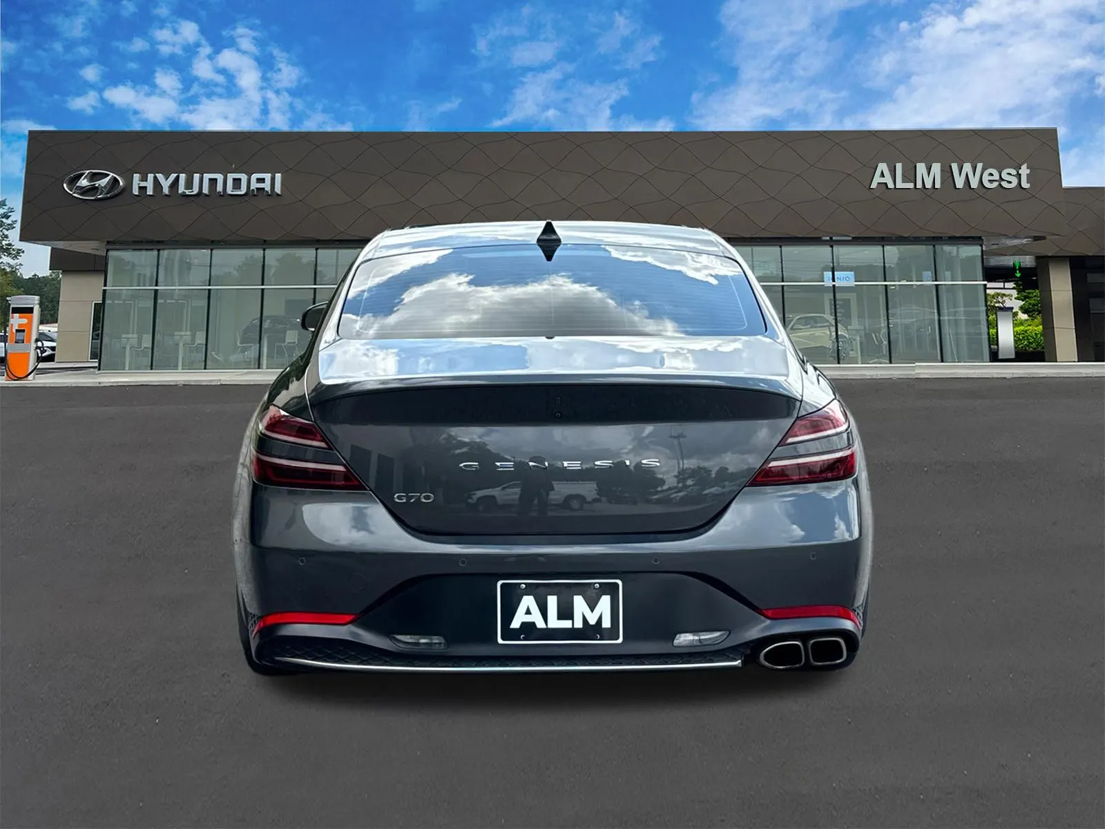 2022 GENESIS G70 Standard - Photo 6