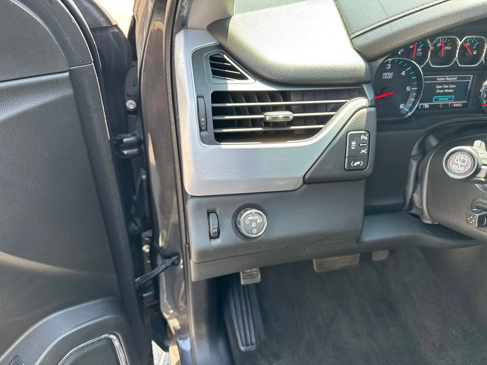 2018 GMC Yukon XL SLT - Photo 14