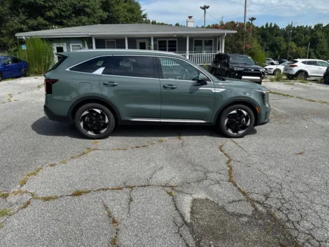 More photos of 2025 Kia Sorento Plug-In Hybrid SX Prestige at ALM Hyundai West, GA