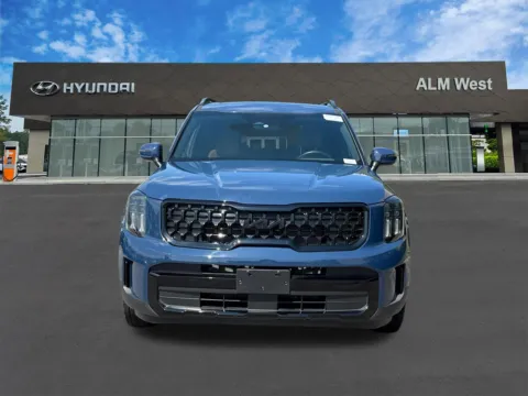 Photos of 2025 Kia Telluride EX X-Pro for sale in Lithia Springs, GA at ALM Hyundai West