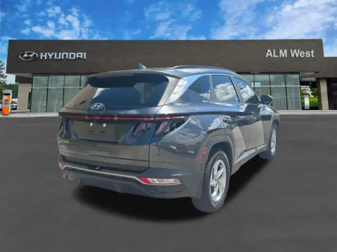 More photos of 2022 Hyundai Tucson SEL at ALM Hyundai West, GA