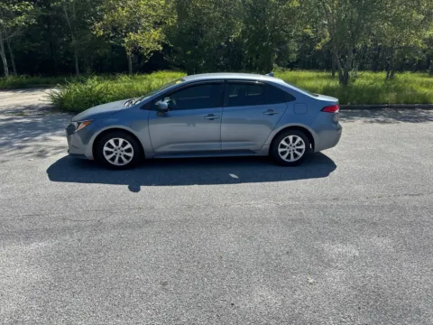 Photos of 2022 Toyota Corolla LE for sale in Lithia Springs, GA at ALM Hyundai West