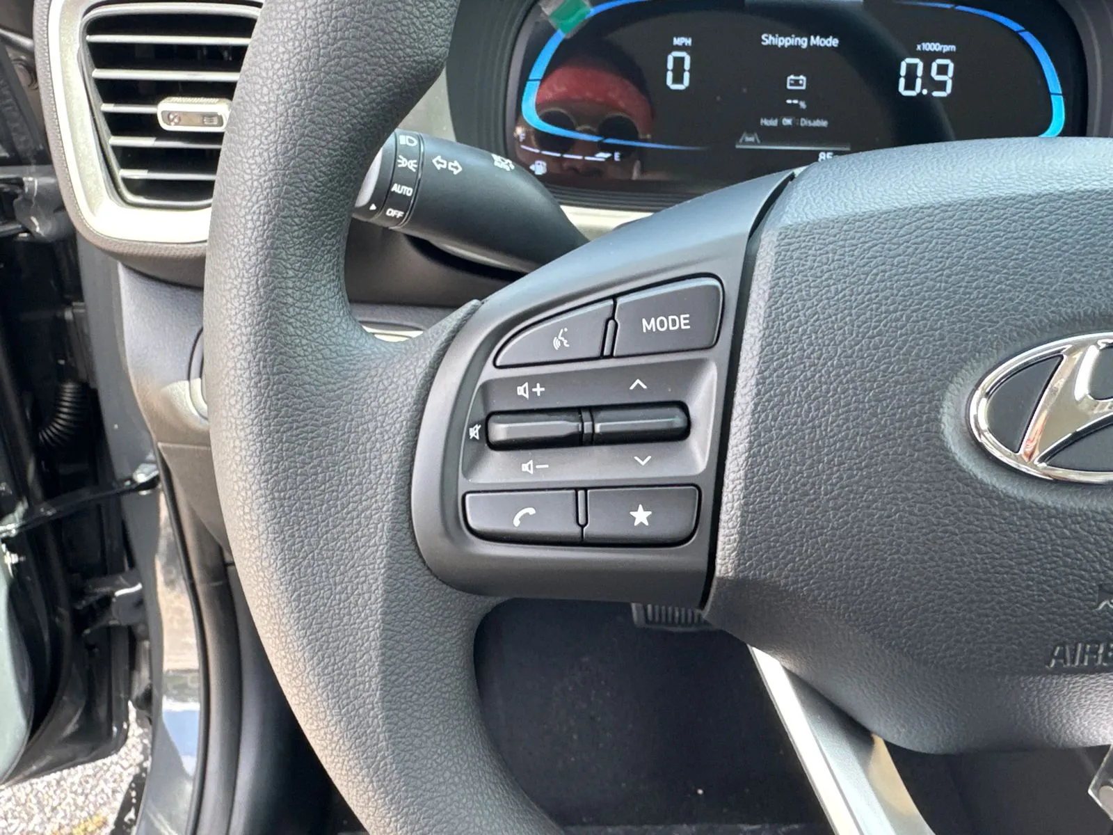 2026 Hyundai Venue SE - Photo 24