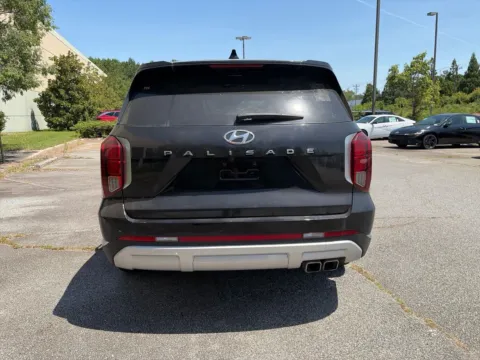 More photos of 2024 Hyundai Palisade Limited at ALM Hyundai West, GA