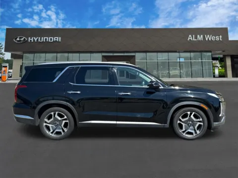 More photos of 2024 Hyundai Palisade Limited at ALM Hyundai West, GA
