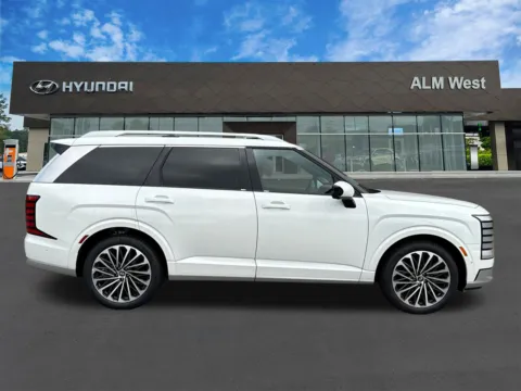 More photos of 2027 Hyundai Palisade SEL at ALM Hyundai West, GA