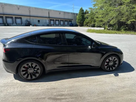 More photos of 2022 Tesla Model Y Performance at ALM Hyundai West, GA