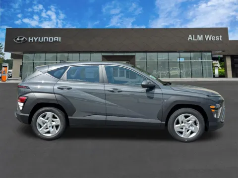 More photos of 2027 Hyundai Kona SE at ALM Hyundai West, GA
