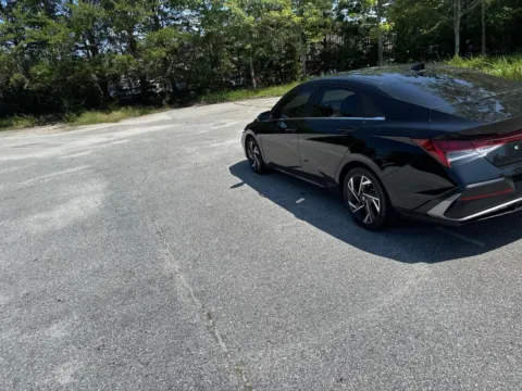 Another view of 2025 Hyundai Elantra Limited for sale in Lithia Springs, GA at ALM Hyundai West