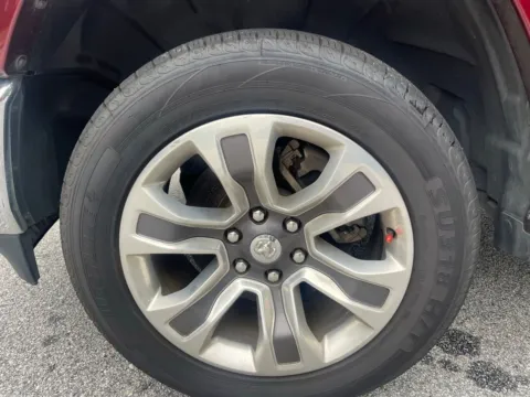 More photos of 2019 Ram 1500 Limited at ALM Hyundai West, GA