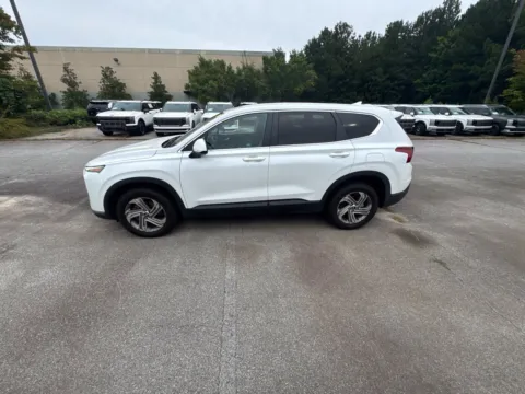 Photos of 2022 Hyundai Santa Fe SE for sale in Lithia Springs, GA at ALM Hyundai West