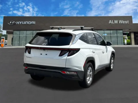 More photos of 2022 Hyundai Tucson SEL at ALM Hyundai West, GA