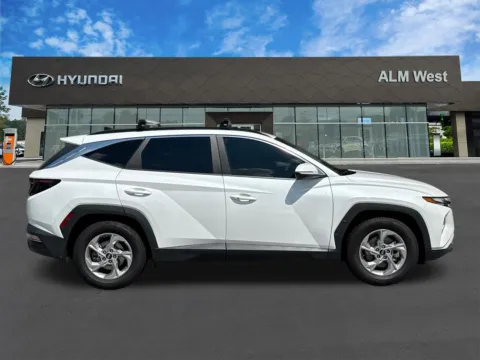 More photos of 2022 Hyundai Tucson SEL at ALM Hyundai West, GA