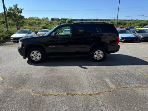 Photos of 2014 Chevrolet Tahoe LT for sale in Lithia Springs, GA at ALM Hyundai West