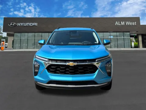Photos of 2025 Chevrolet Trax LT for sale in Lithia Springs, GA at ALM Hyundai West