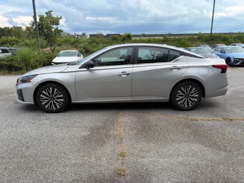 Another view of 2025 Nissan Altima 2.5 SV for sale in Lithia Springs, GA at ALM Hyundai West