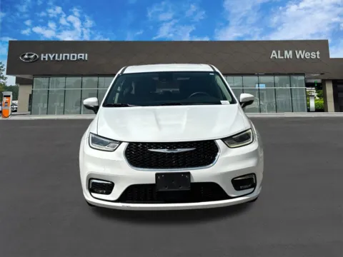 Photos of 2023 Chrysler Pacifica Touring L for sale in Lithia Springs, GA at ALM Hyundai West