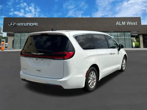 More photos of 2023 Chrysler Pacifica Touring L at ALM Hyundai West, GA