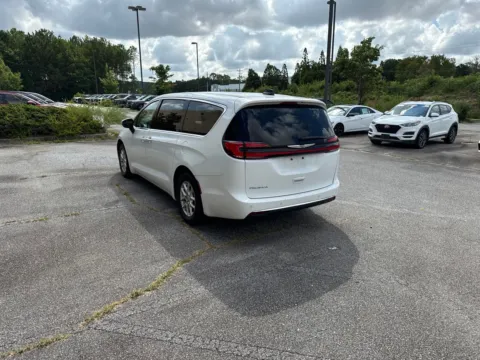 Another view of 2023 Chrysler Pacifica Touring L for sale in Lithia Springs, GA at ALM Hyundai West
