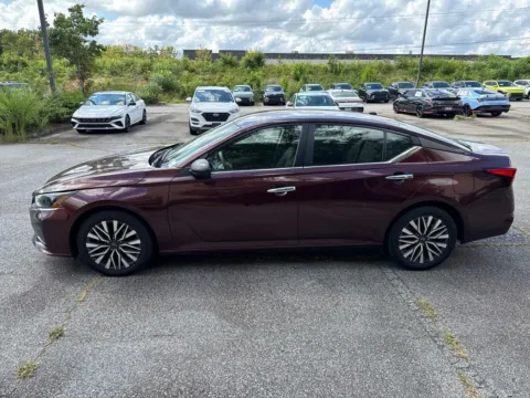 Photos of 2024 Nissan Altima 2.5 SV for sale in Lithia Springs, GA at ALM Hyundai West