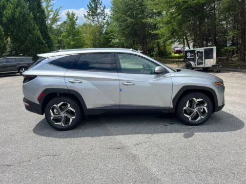 More photos of 2024 Hyundai Tucson Hybrid Limited at ALM Hyundai West, GA