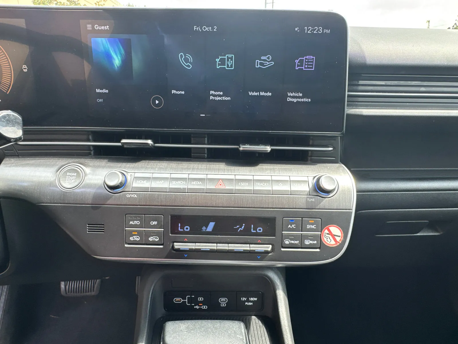 2024 Hyundai Kona SEL - Photo 27