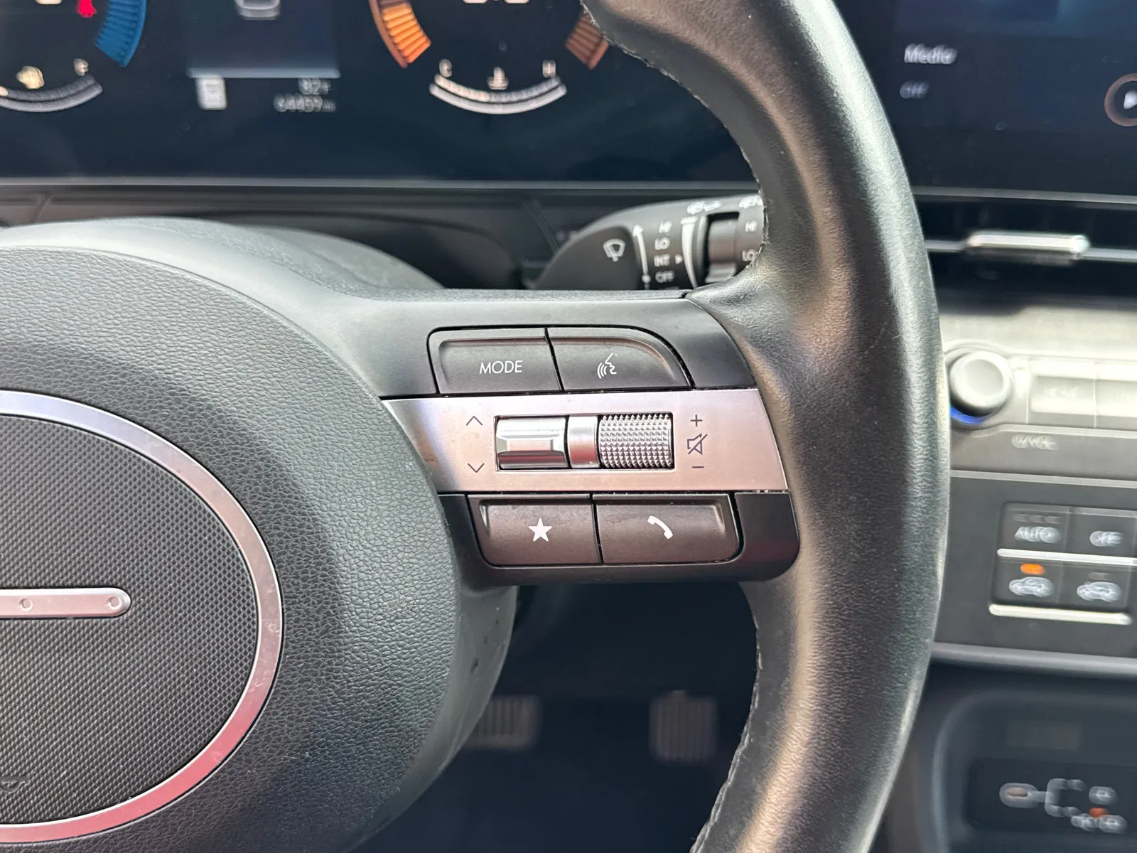 2024 Hyundai Kona SEL - Photo 25