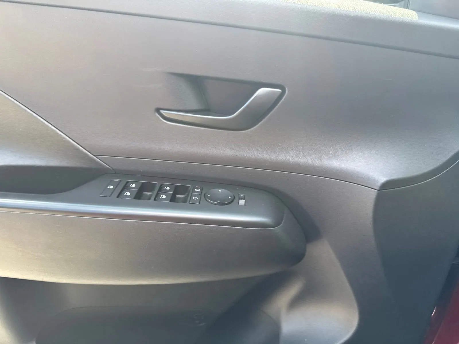 2024 Hyundai Kona SEL - Photo 13