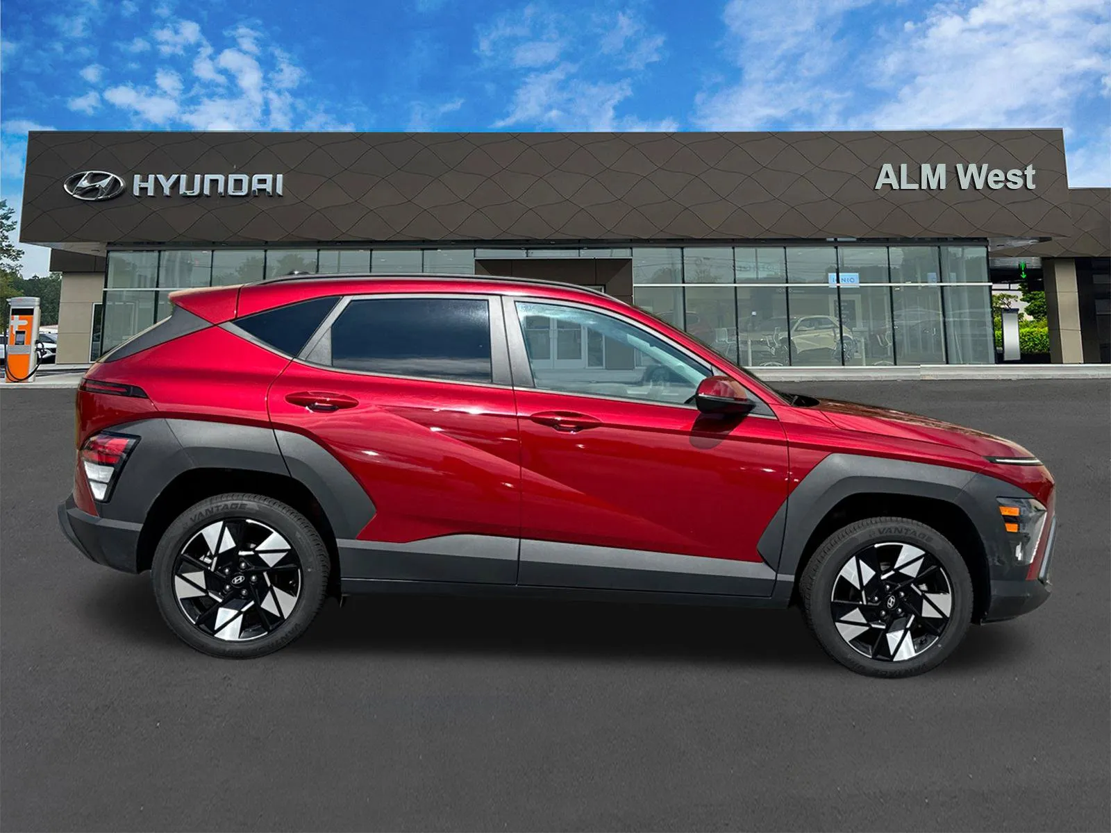 2024 Hyundai Kona SEL - Photo 4