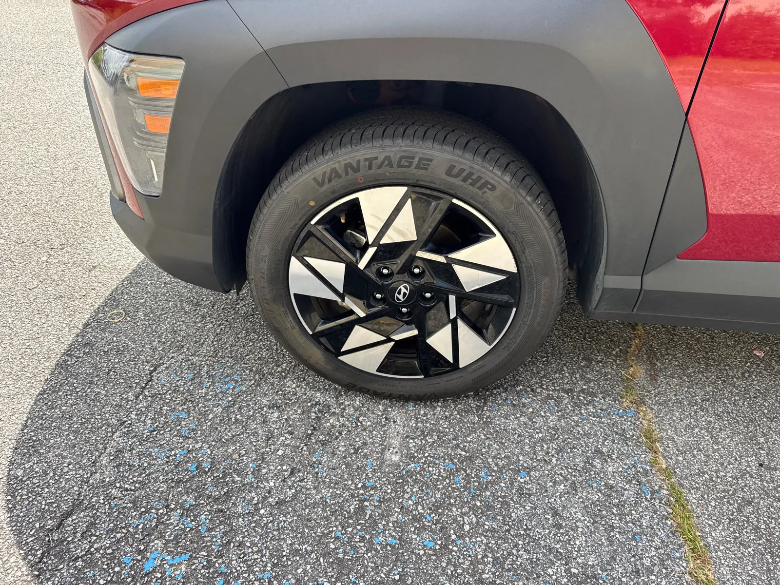 2024 Hyundai Kona SEL - Photo 11