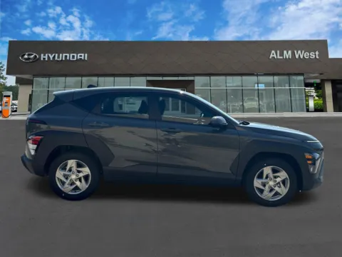 More photos of 2027 Hyundai Kona SE at ALM Hyundai West, GA