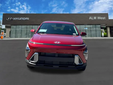 Photos of 2027 Hyundai Kona SE for sale in Lithia Springs, GA at ALM Hyundai West