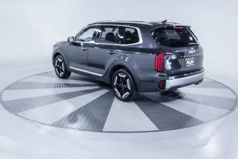 More photos of 2025 Kia Telluride S at ALM Hyundai West, GA