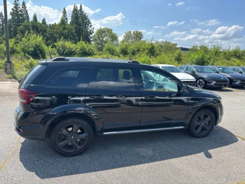 More photos of 2019 Dodge Journey Crossroad at ALM Hyundai West, GA