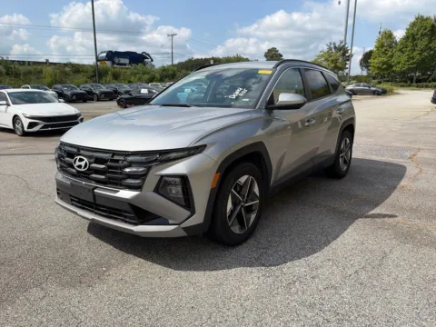 Photos of 2025 Hyundai Tucson SEL for sale in Lithia Springs, GA at ALM Hyundai West