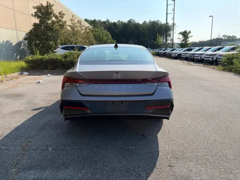 More photos of 2025 Hyundai Elantra SEL Convenience at ALM Hyundai West, GA