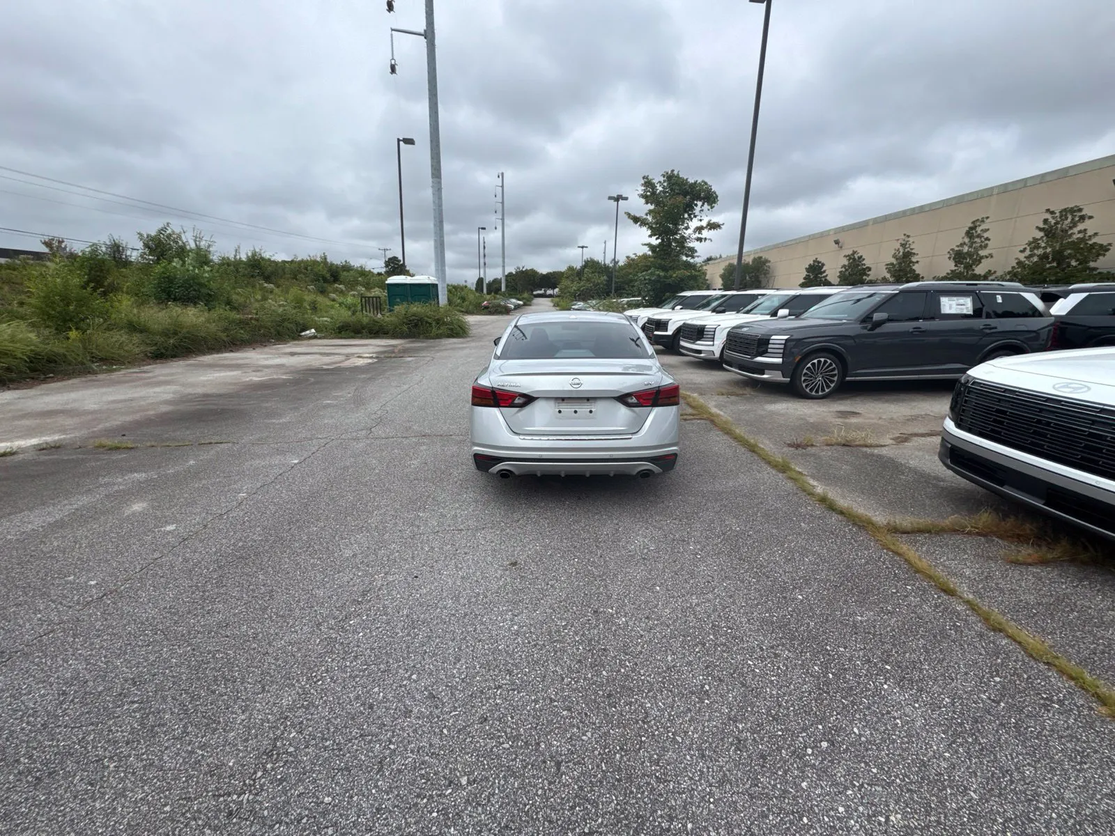 2021 Nissan Altima SV - Photo 10