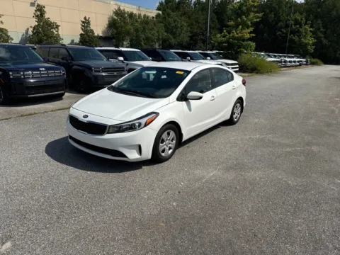 White 2017 Kia Forte LX for sale in Lithia Springs, GA