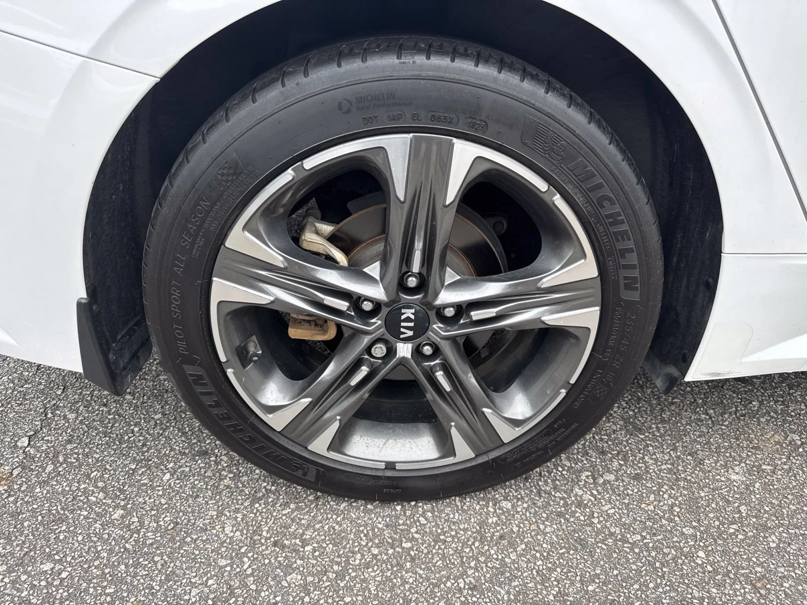 2021 Kia K5 EX - Photo 11