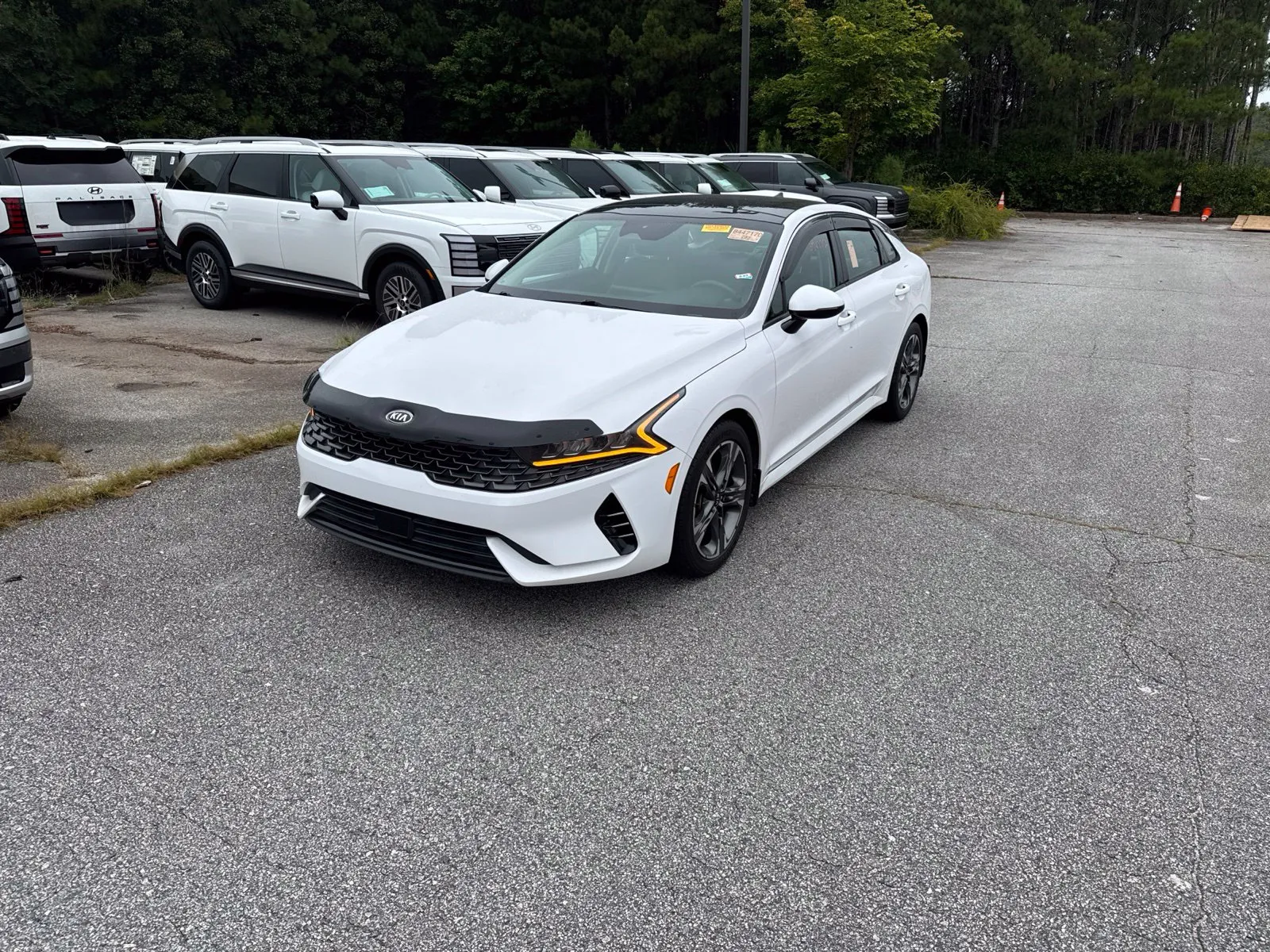 2021 Kia K5 EX - Photo 1