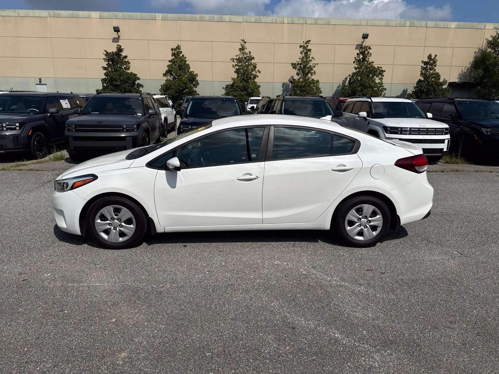 Used 2017 Kia Forte LX with VIN 3KPFK4A70HE088512 for sale in Lumberton, NC