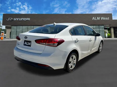 More photos of 2017 Kia Forte LX at ALM Hyundai West, GA