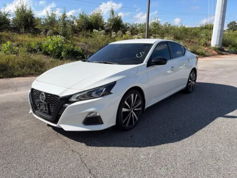 Photos of 2021 Nissan Altima 2.5 SR for sale in Lithia Springs, GA at ALM Hyundai West