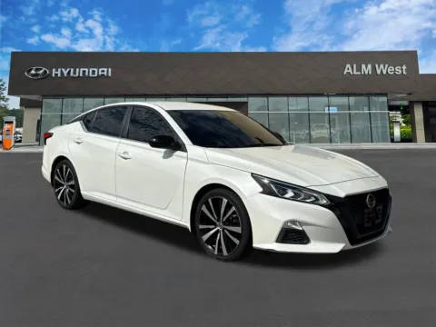 Another view of 2021 Nissan Altima 2.5 SR for sale in Lithia Springs, GA at ALM Hyundai West