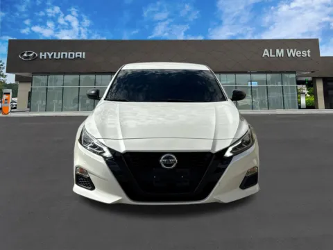 Photos of 2021 Nissan Altima 2.5 SR for sale in Lithia Springs, GA at ALM Hyundai West