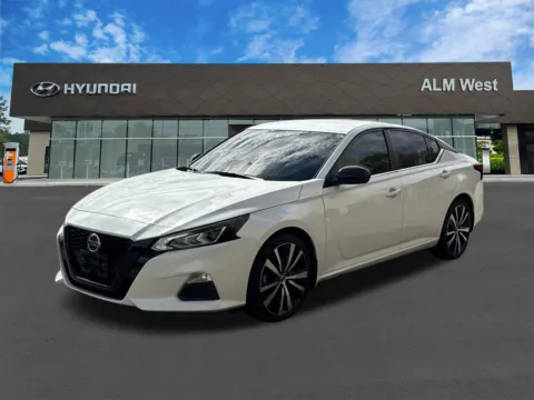 White 2021 Nissan Altima 2.5 SR for sale in Lithia Springs, GA