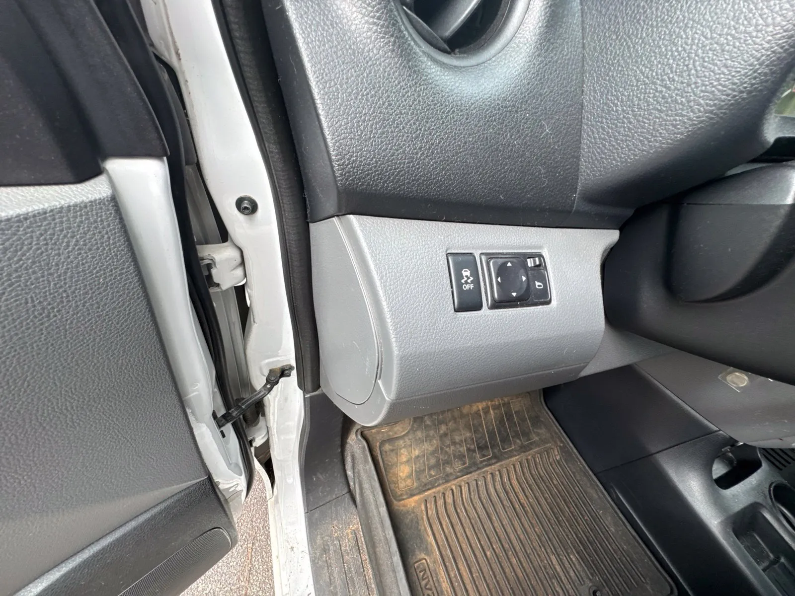 2015 Nissan NV200 SV - Photo 13