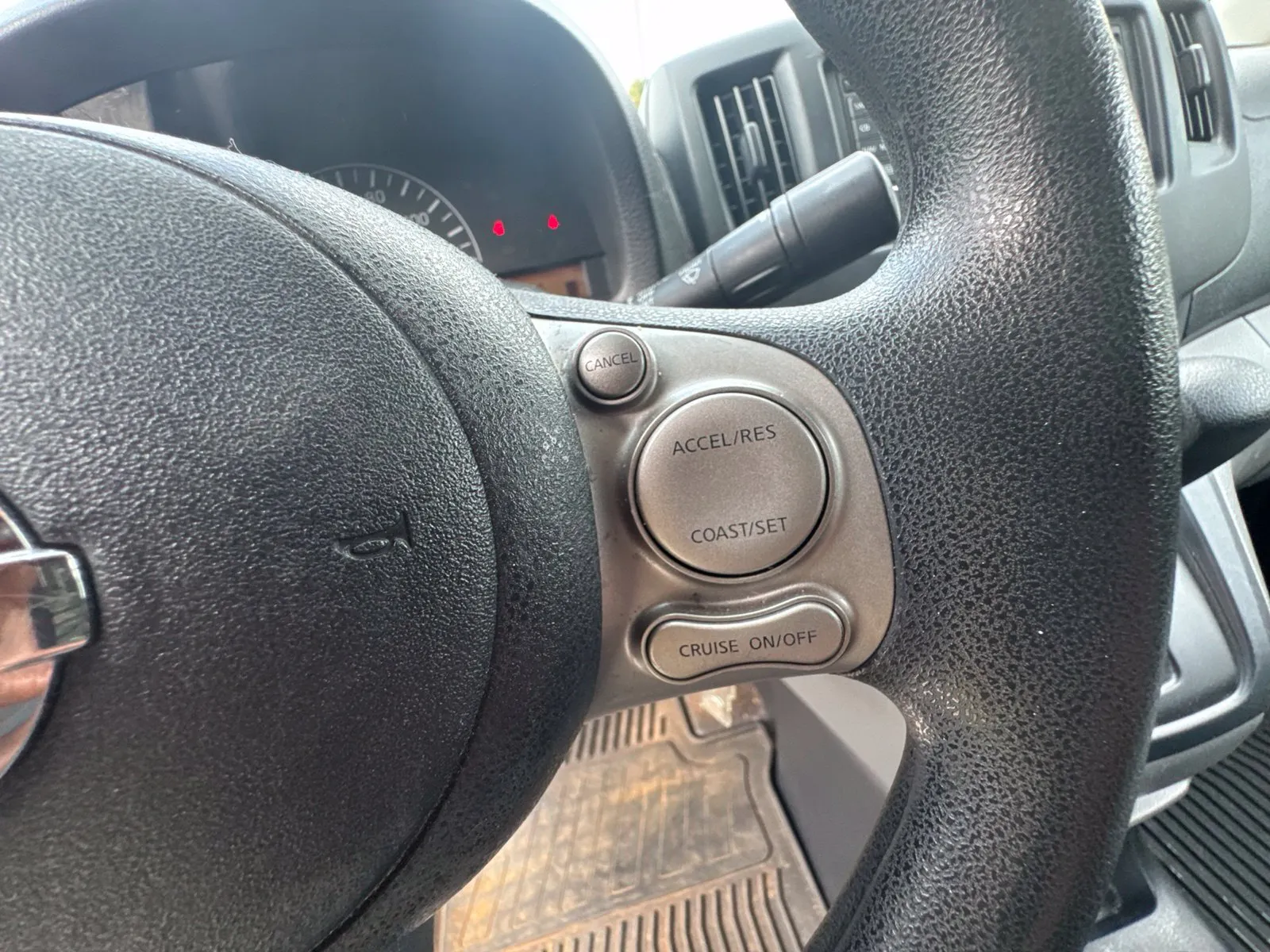 2015 Nissan NV200 SV - Photo 15